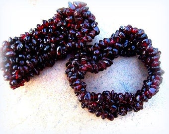 Bella Bella Bracelet - Garnet