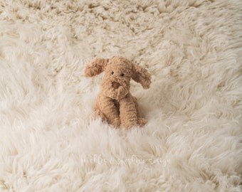 Our *LUX* 100% wool Flokati, Ivory luxury wool flokati, Newborn Photography prop Greek Flokati, 3 x 5 foot prop layer