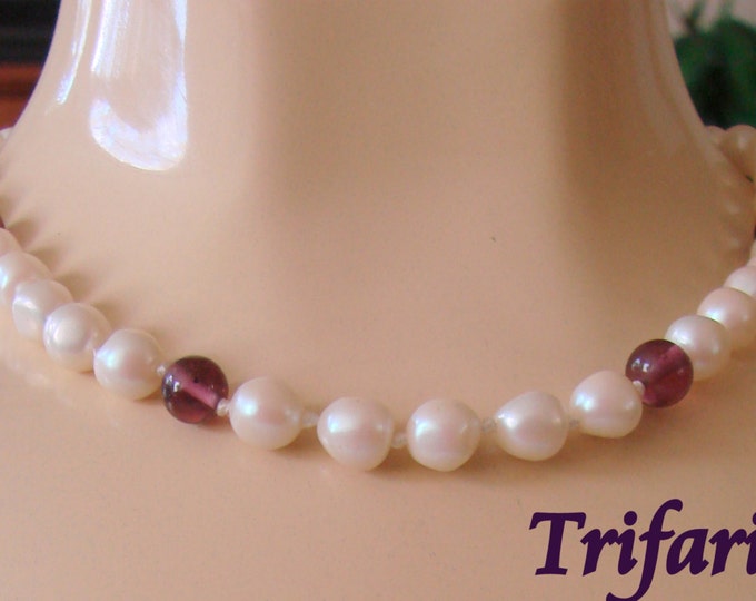 Vintage Trifari Faux Pearl Amethyst Glass Bead Necklace Jewelry Jewellery