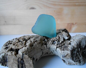 Genuine sea glass, teal genuine beach glass, 1 large piece teal sea glass, jewelry, pendant,collectible sea glass VM4