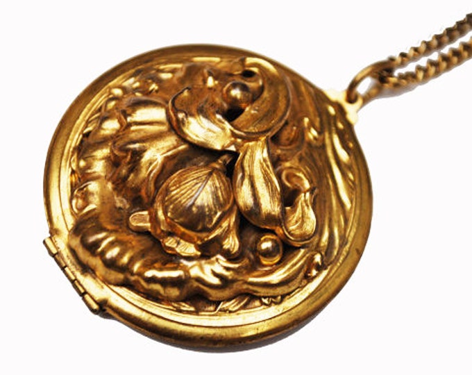 Floral Locket Necklace - resposse gold filled - Art Nouveau Style - double large Round Flower locket Pendant