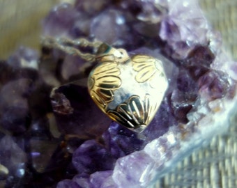Sterling Silver Heart Locket, Vintage Silver Etched Locket, Small silver Vermeil Heart Locket