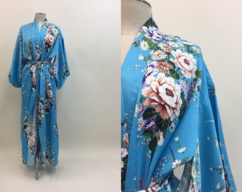 Vintage 1970s Kimono / Floral Butterflies / Made in Japan / Kimono Robe
