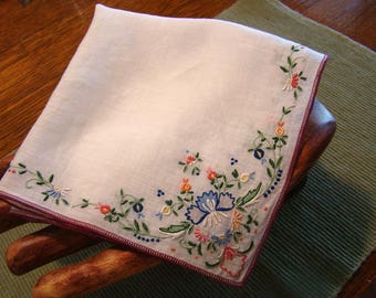 Vintage embroidered handkerchief, Ladies embroidered hankie, vintage cotton hankie