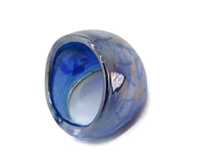 ON SALE! Blue Lucite Dome Ring, Go-Go, Disco Chunky Retro Ring, Size 7.5