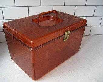 40% OFF SALE // Vintage Deluxe Sewing Box - Wil-hold - Wilson Mfg Corp - Sunbury PA - textured plastic - metal clasp - two trays