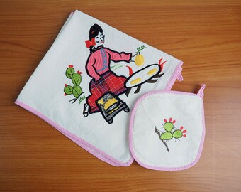 Vintage Embroidered Cotton Tea Towel and Pot Holder | Retro Vintage Kitchen, Camper, Travel Trailer Decor