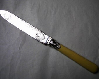 Attractive Antique Silver Plated WEDDING CAKE KNIFE circa 1910