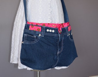 Upcycled jeans bag, cross body bag, denim crossbody, recycled bag, tween bag, denim Daisy, casual sling bag, teen bag
