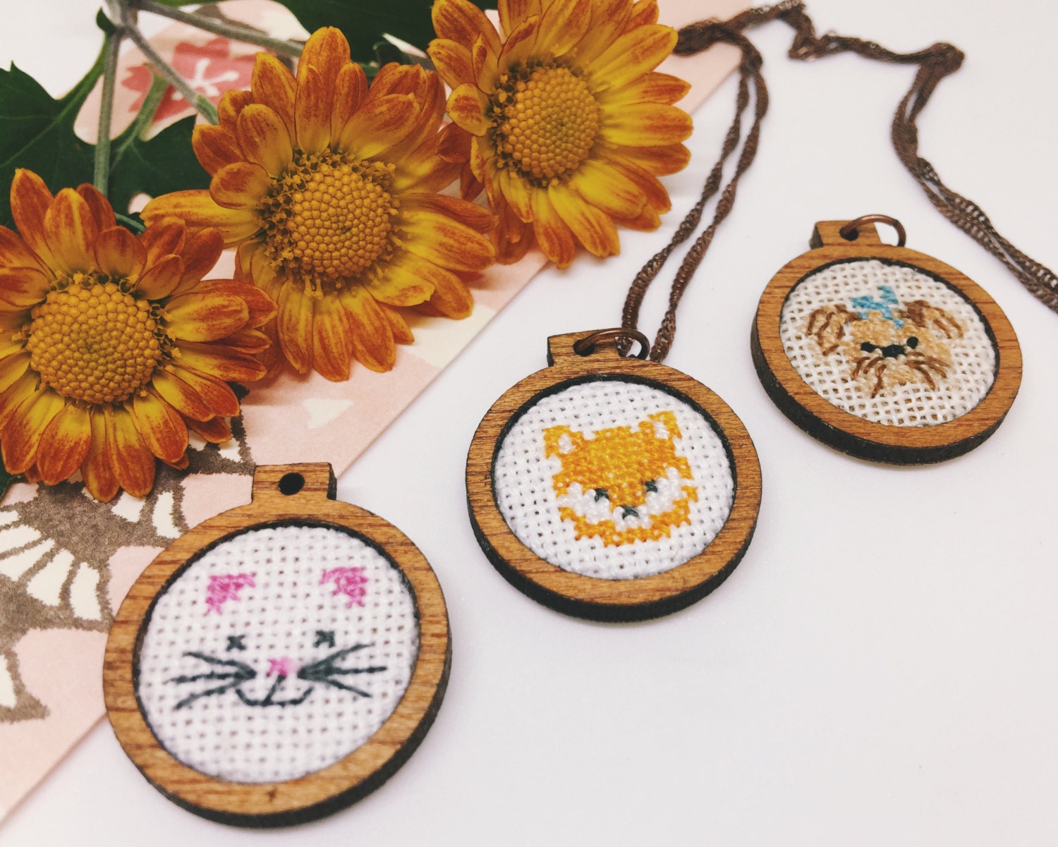 Cross stitch embroidered wooden pendant/xmas ornament/charm