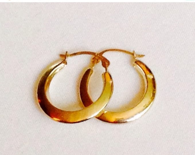 Storewide 25% Off SALE Vintage 14k Yellow Gold Designer Tapered Hoop Earrings Featuring Modern Hollow Finish