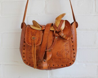 Hand Tooled Leather Saddle Purse / Boho Brown Leather Equestrian Bag / Western Wood Saddle Bag / Southwest Foldover Decorative Satchel