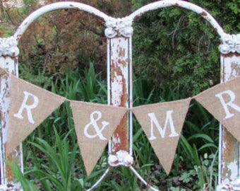 Mr and Mrs Burlap Banner, Rustic Wedding Decor, Pennant Photo Prop, Wedding Decor