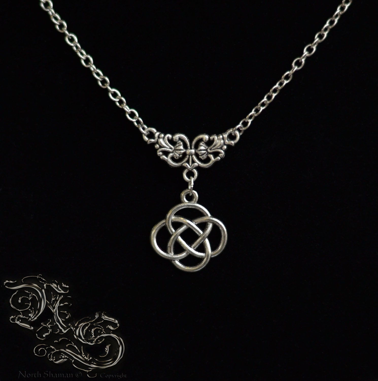 Necklace Celtic Guardian minimalist version