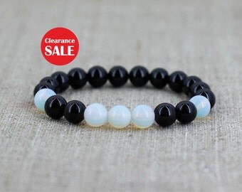 Moonstone bracelet Black onyx bracelet Unisex jewelry Christmas gifts for sister gift for men birthday gift for daughter gift for boyfriend