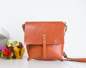 Crossbody Leather Bag, Crossbody Purse, Full Grain Leather, Plain Cow Leather, Simple Everyday Purse
