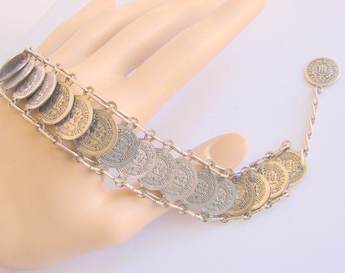 Vintage Italian Souvenir Dis Marino Coin Charm Link Bracelet / Jewelry / Jewellery