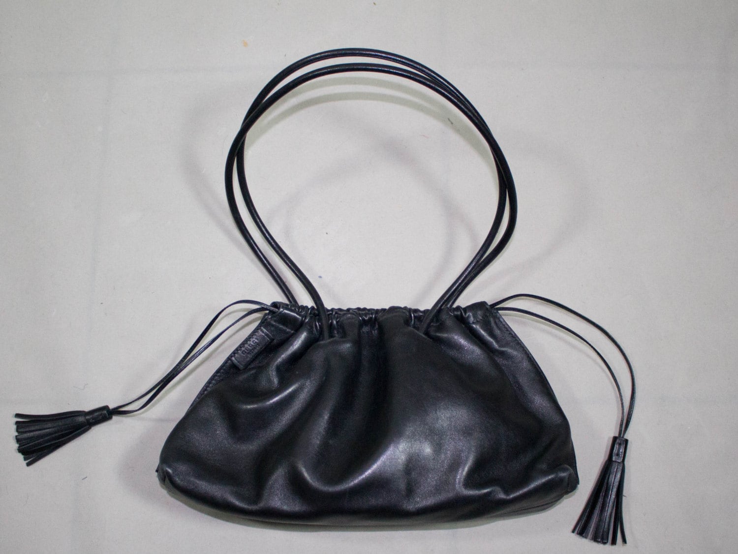 Gucci vintage bag / Black Leather Shoulder / 90s designer