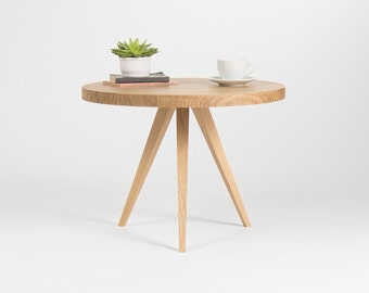 Coffee table, end tables, console tables, side table, accent tables, round coffee table, wood coffee table, oak coffee table, small table