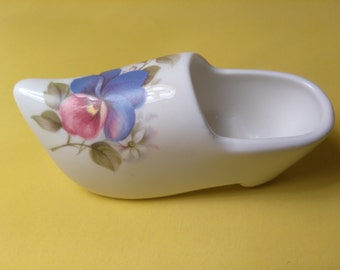 FREE SHIPPING,Vintage Shoe Dish Ceramic Dutch Shoe Vase Small Porcelain Shoe Ring Dish Hand Painted Fine Bone China Sandford Made In England