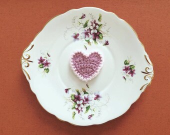 Hanging Pink Heart With Pastel Pink Edging