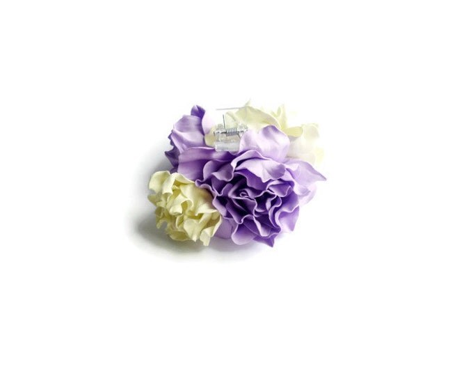 Ivory Lilac Flower Hair Claw clasp hair piece Bridal Wedding big hair flowers Handmade Hair clip Hairpin Event Cream vanilla lavender