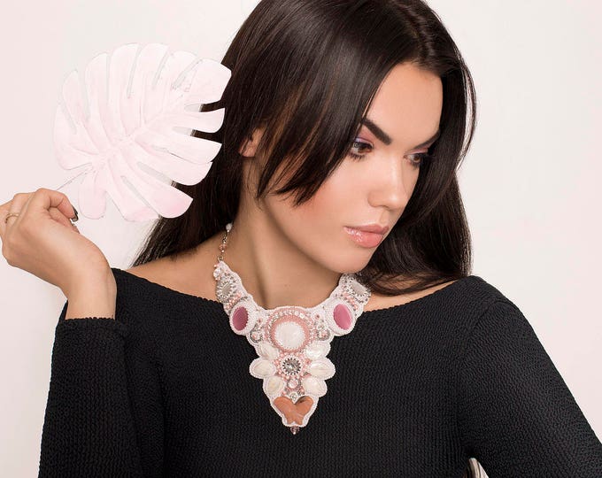 White Rose Wedding Beaded statement necklace Necklace Pink Quartz Butterfly leaves Nacre Cat's Eye Rhinestones embroidered Bridal Luxury