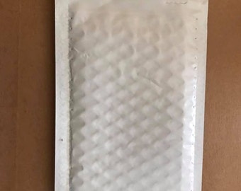 Poly Padded Envelopes 4.74" x 7.5" (10 pieces)