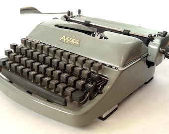 Aztec (Rheinmetall) 600 Manual Portable Typewriter
