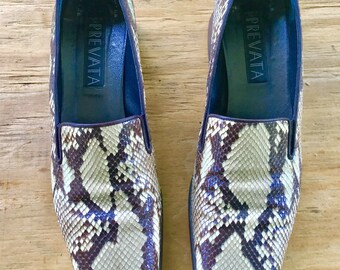 Genuine Snakeskin Vintage 1990s PREVATA brand Made In Italy Pumps Size 9AA With Original Box