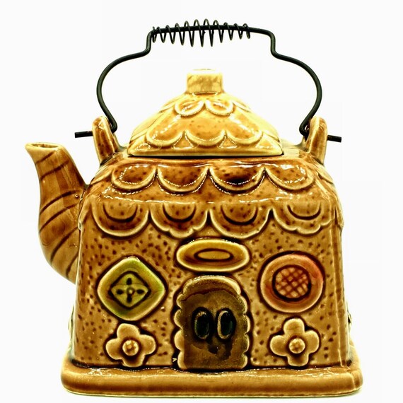 Vintage Decorative Ceramic Gingerbread House Signed Japan