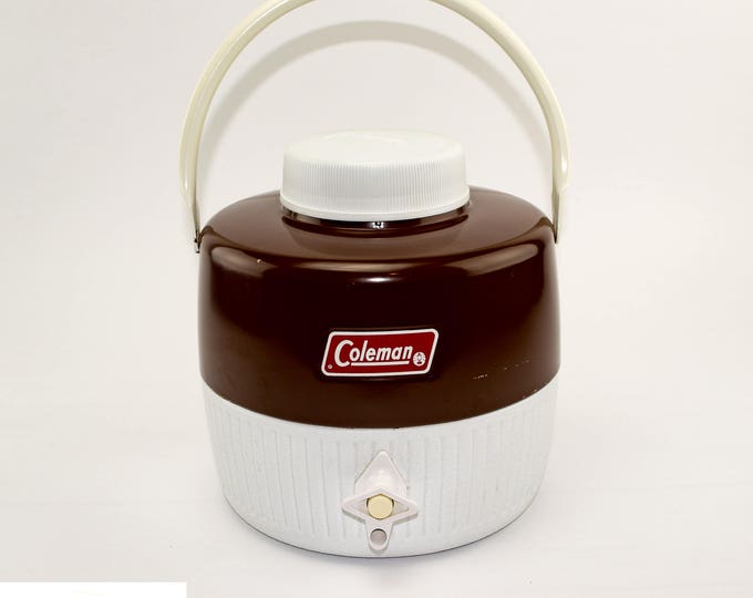 Vintage Coleman Snow Lite 1 Gallon Thermal Water Cooler Jug