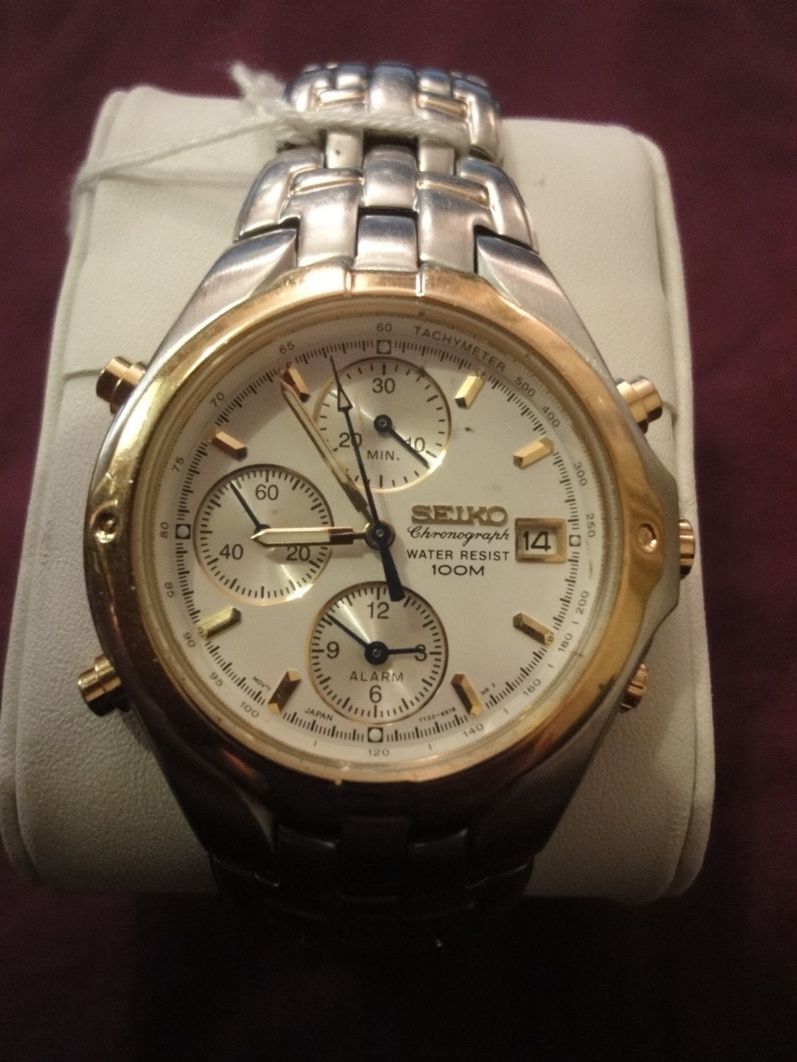 SEIKO Chronograph 7t92-6m90 quartz stainless steel watch VERY
