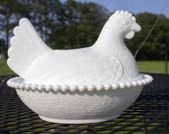 Vintage White Hen On A Nest, Indiana Milk Glass, Beaded Rim