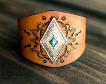 Leather Turquoise Cuff, Southwest Leather Bracelet, Native American Leather Cuff, Boho Leather Bracelet, Turquoise Leather Bangle, Boho Cuff