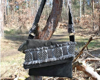 Leather Messenger Bag / Sling bag 70th style