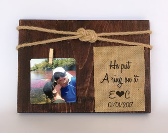 Engagement frame gift. Engagement picture frame. Engagement personalized frame. Engagement gift. Proposal gift