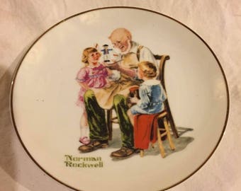 Norman Rockwell plate - The Toymaker - 1984
