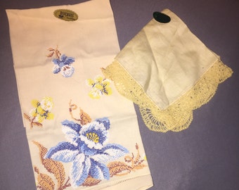 2 lovely Pale yellow embroidered Vintage linens handkerchiefs