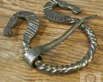 Penannular, Viking Brooch, Fibula Viking, Pin Viking, Medieval Brooch, Costume Reenactment, LARP, SCA, Horse Jewelry, Medieval Clasp, Forged