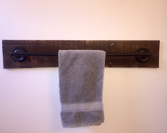 Towel Bar - Pallet Towel Bar - Rustic Towel Bar - Rustic Bathroom Decor