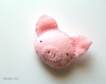 Pig Accessory Cute Pig Felt Brooch Handmade Stuffed Animal Pig Felt Pin Cute Piglet Farm Animal Fashion Accessory Kids Accessory Gift MiKa