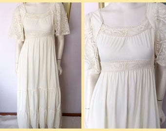 Vintage 70s Cream Lace Maxi Dress by Jody T.Small.Bust 34/36.Waist 28.