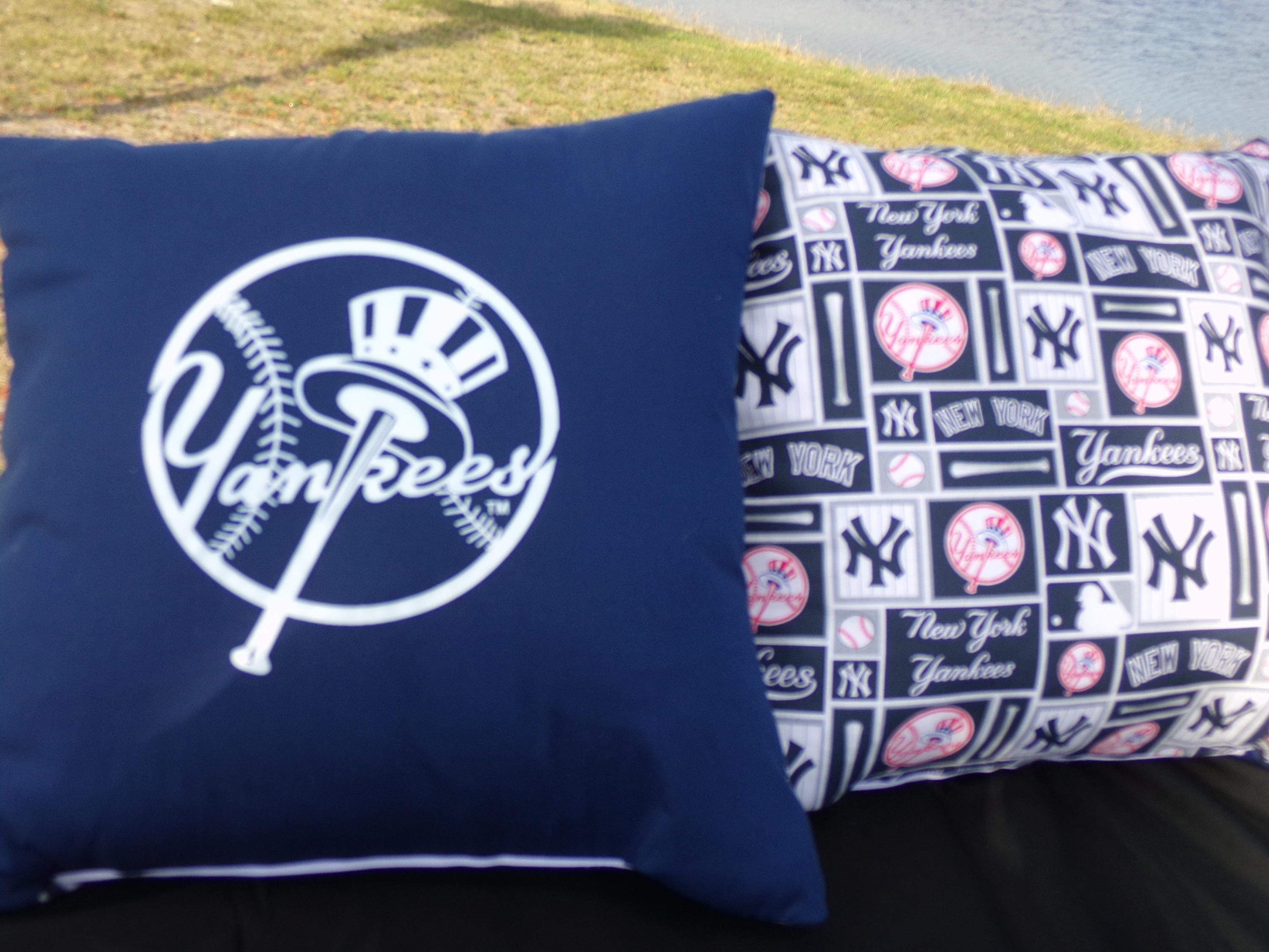 new york yankees pillow pet