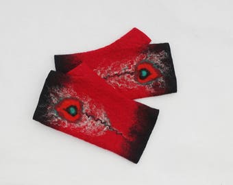 Felted Fingerless Gloves Fingerless Mittens Arm warmers Wristlets Merino Wool Red Black