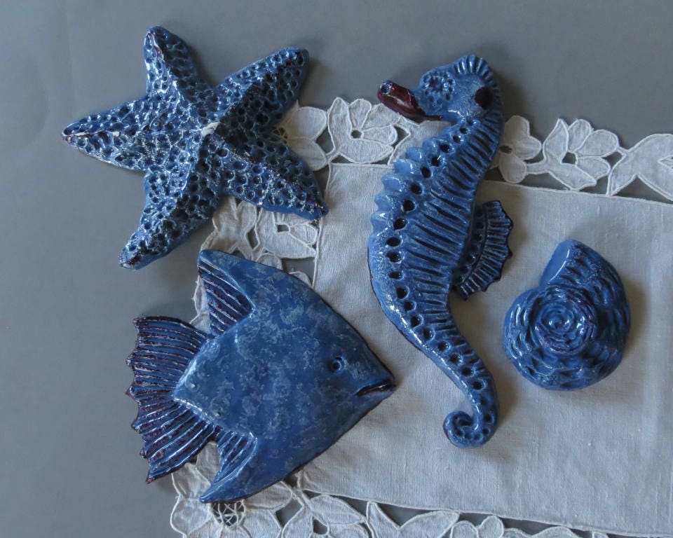 Vintage Ceramic Seahorse Wall Plaque Starfish Shell Tile