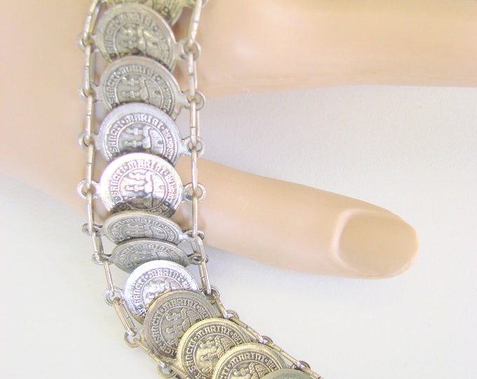 Vintage Italian Souvenir Dis Marino Coin Charm Link Bracelet / Jewelry / Jewellery