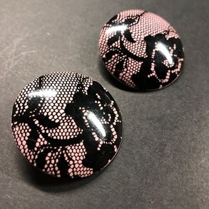 Pink and Black Earrings , 1980's Earrings , Enamel earrings , Fun vintage earrings ,