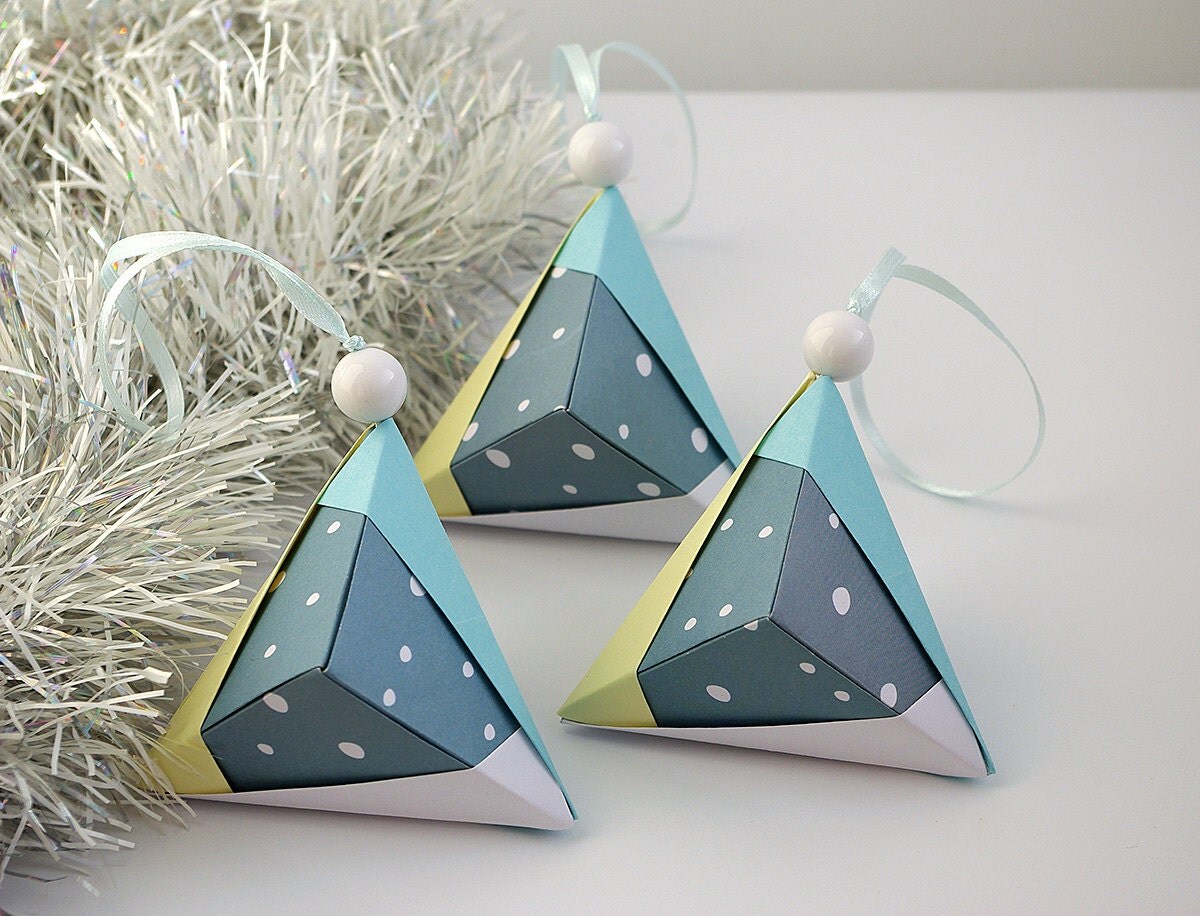 christmas-tree-ornaments-set-3-modern-christmas-by-waveoflight