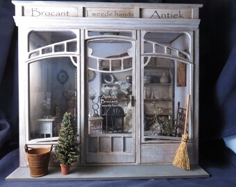 Dollshouse miniature roombox 1/12 one scale kit in Art Deco style.